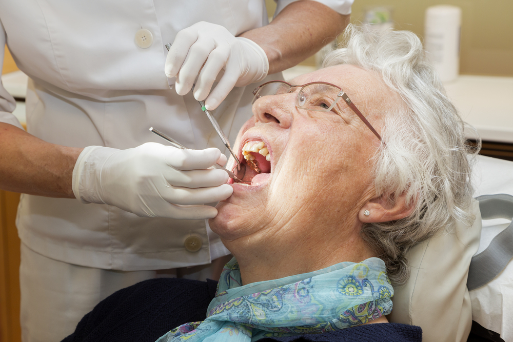 Oxfordshire watchdog calls for urgent improvements in care home dental services