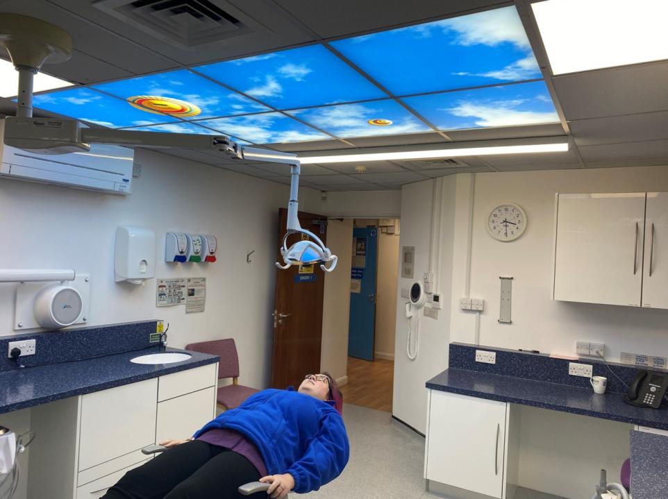 Oxford dental clinic uses LED ceiling screens to soothe nervous patients