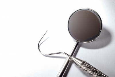 Law Suit Claims Dental Implant Tool Fell Down 92-Year-Old’s Throat 