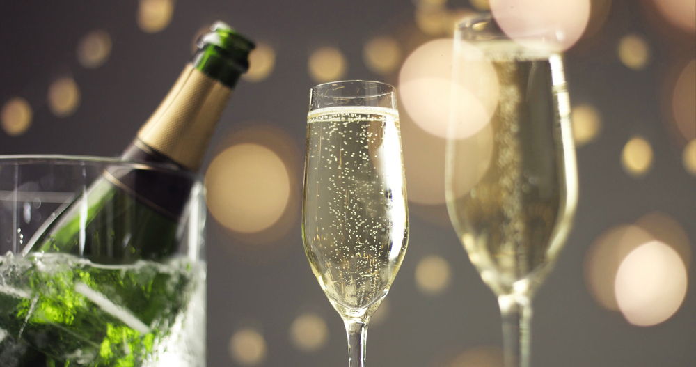 Dentists issue festive Prosecco warning