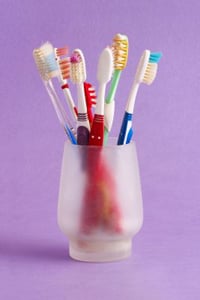 Canadian consumers warned over the danger of imitation toothbrushes