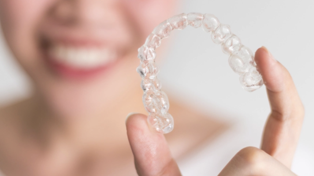 Dentists encourage patients to stay away from poor quality at-home braces