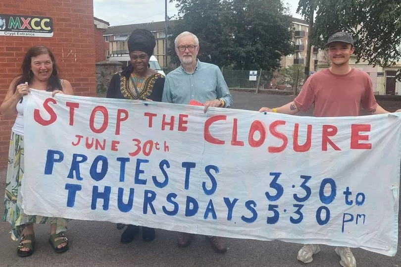 Protests continue outside Bristol dental practice ahead of closing date