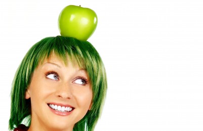 Research Suggests Apples More Damaging to Teeth than Fizzy Drinks 