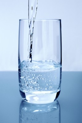 Dentists Warn Against Bottled Water 