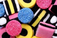 Supermarkets Criticised for Displaying Sweets at the Checkout 